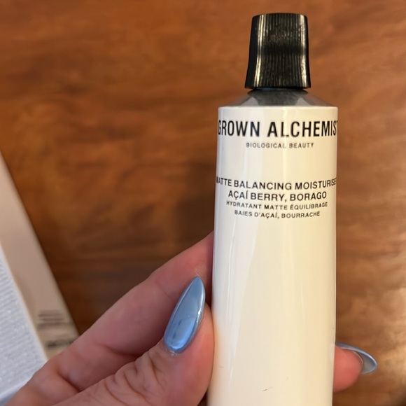 New Grown Alchemist Matte Balancing Moisturizer Açaí Berry Borago NWT - Picture 8 of 9